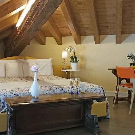 Monti Apartamento Varenna